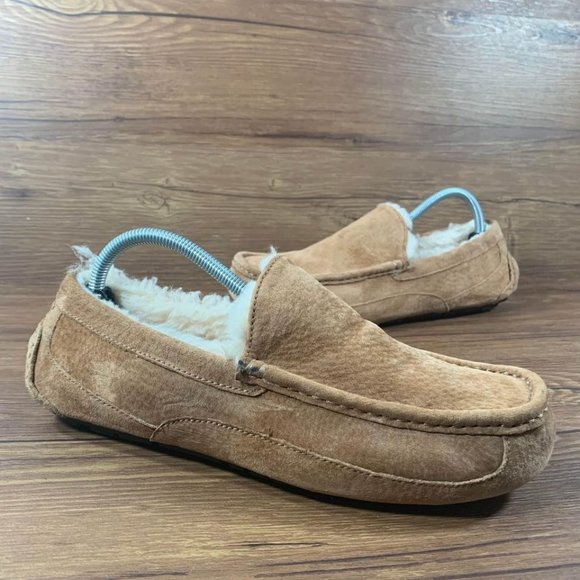 UGG Other - UGG Ascot Brown Suede Slippers Men’s Size 9
